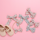 Royal Odelia Floral Bow Clip