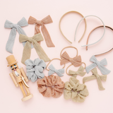 Gold Tinsel Knit Bow Clip