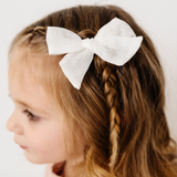 White Spring Dobby Bow Clip