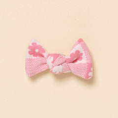 Pink Daisy Jacquard Knit Bow Clip
