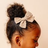 Flax Dotted Jacquard Bow Clip